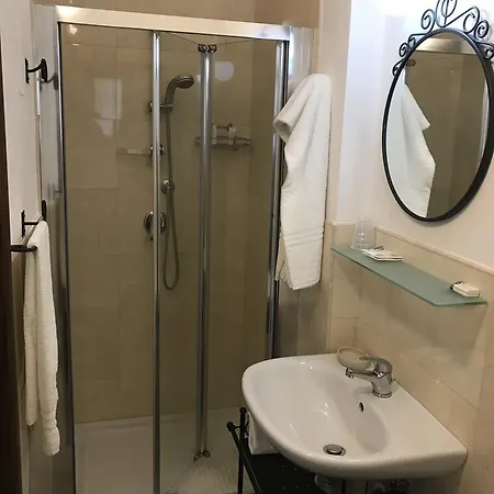 Casale Degli Angeli לינה וארוחת בוקר *